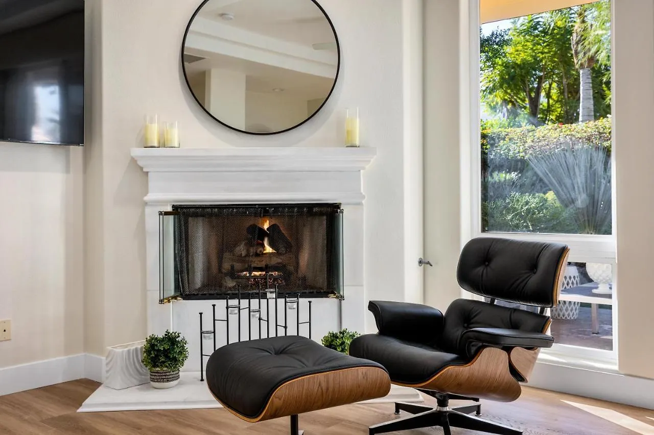 Mon Cheri Estate By Acme House Company Palm Springs Villa