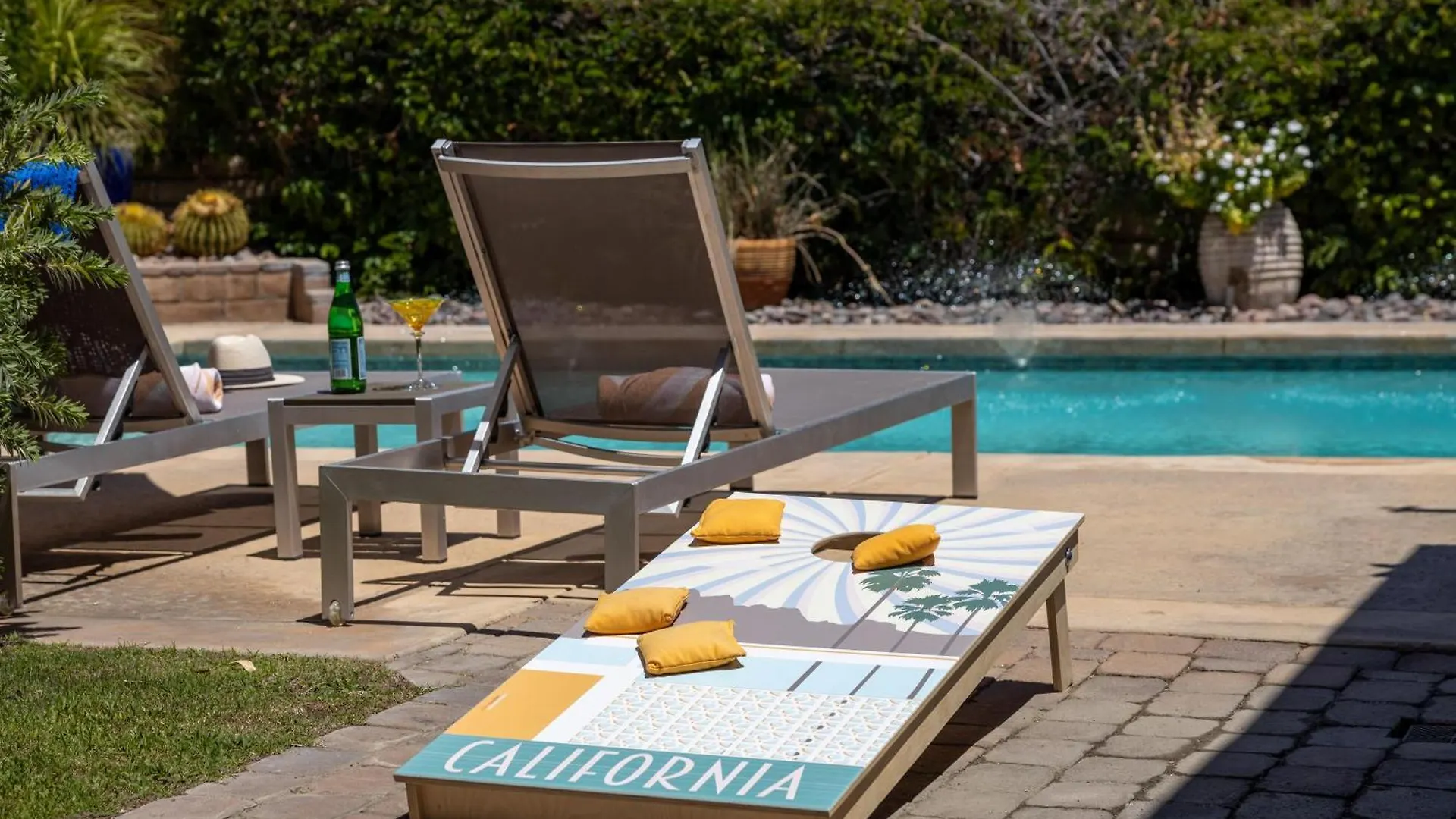 Mon Cheri Estate By Acme House Company Palm Springs Villa