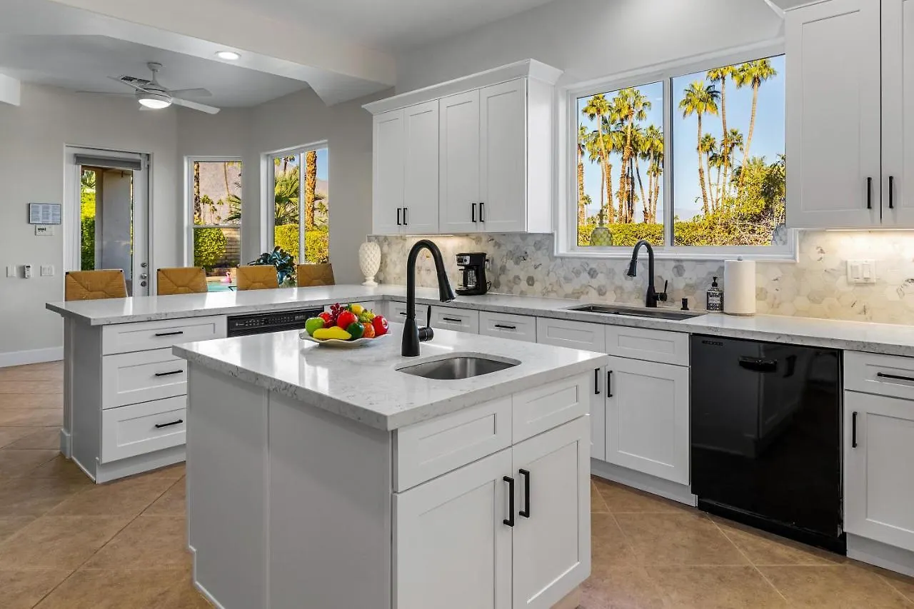 Mon Cheri Estate By Acme House Company Palm Springs Vila